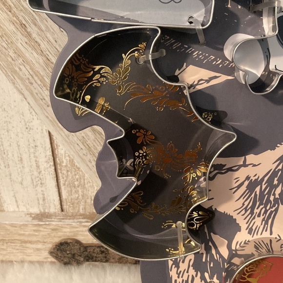 Halloween Cookie Cutters - Picture 3 of 9